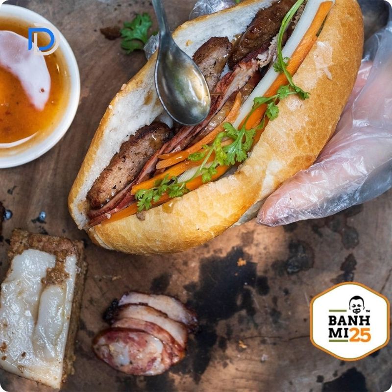 Bánh Mì 25