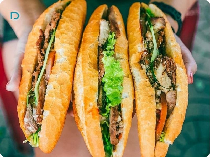 Bánh mì Quỳnh Anh Đà Nẵng