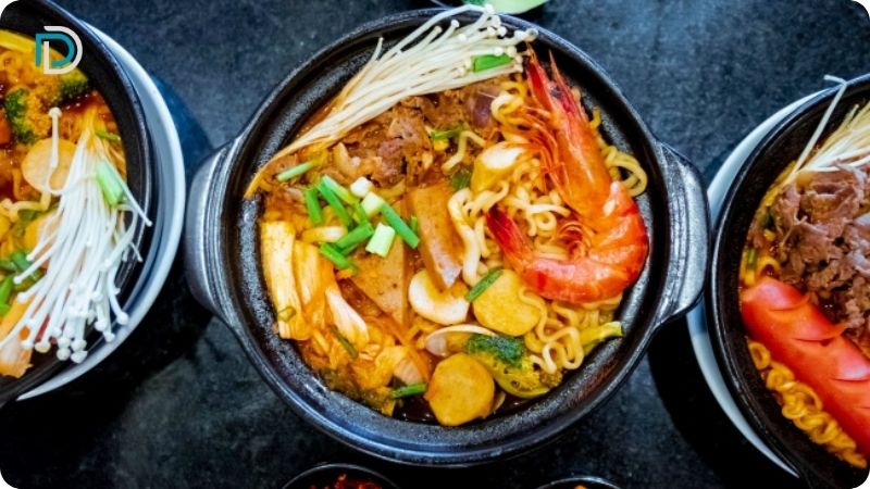 Mì Cay Kim Ốc ở Quảng Ninh.