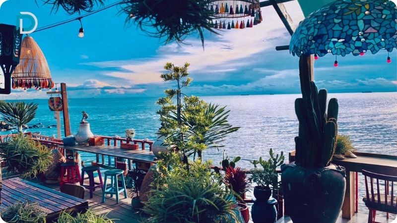 Quán Beach Stop Lounge Cafe